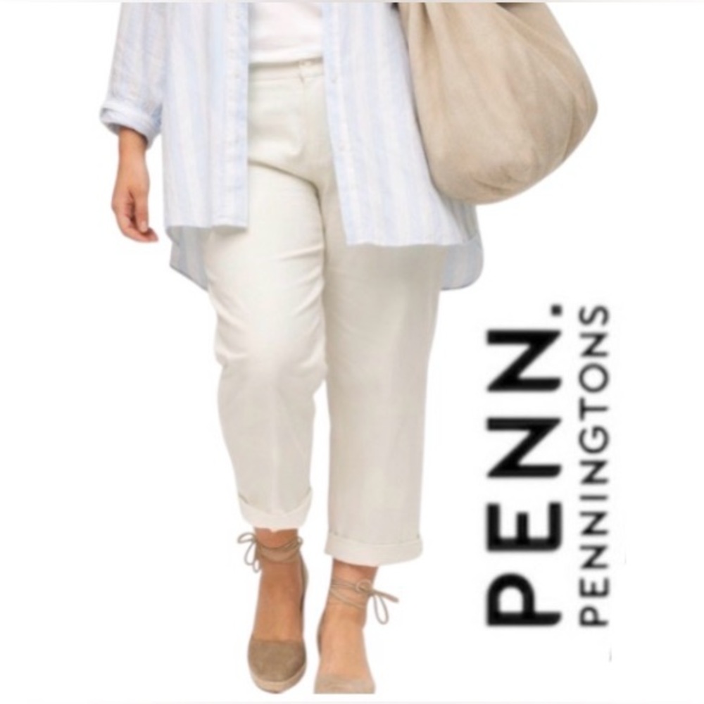 26W Penningtons White Cropped Straight Leg Pants in Savvy Fit